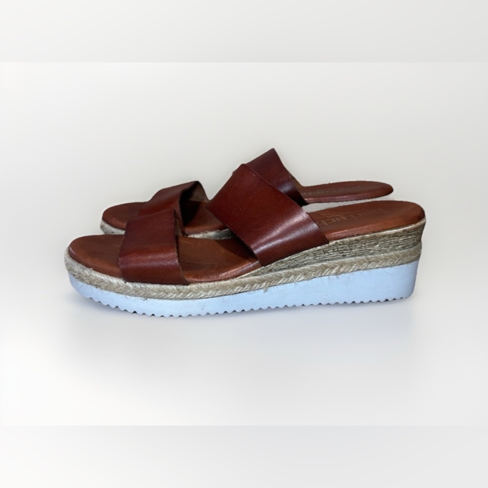 BERTUCHI Sandal Womens 9 Brown Leather Thick Straps Espadrille Wedge Slip On